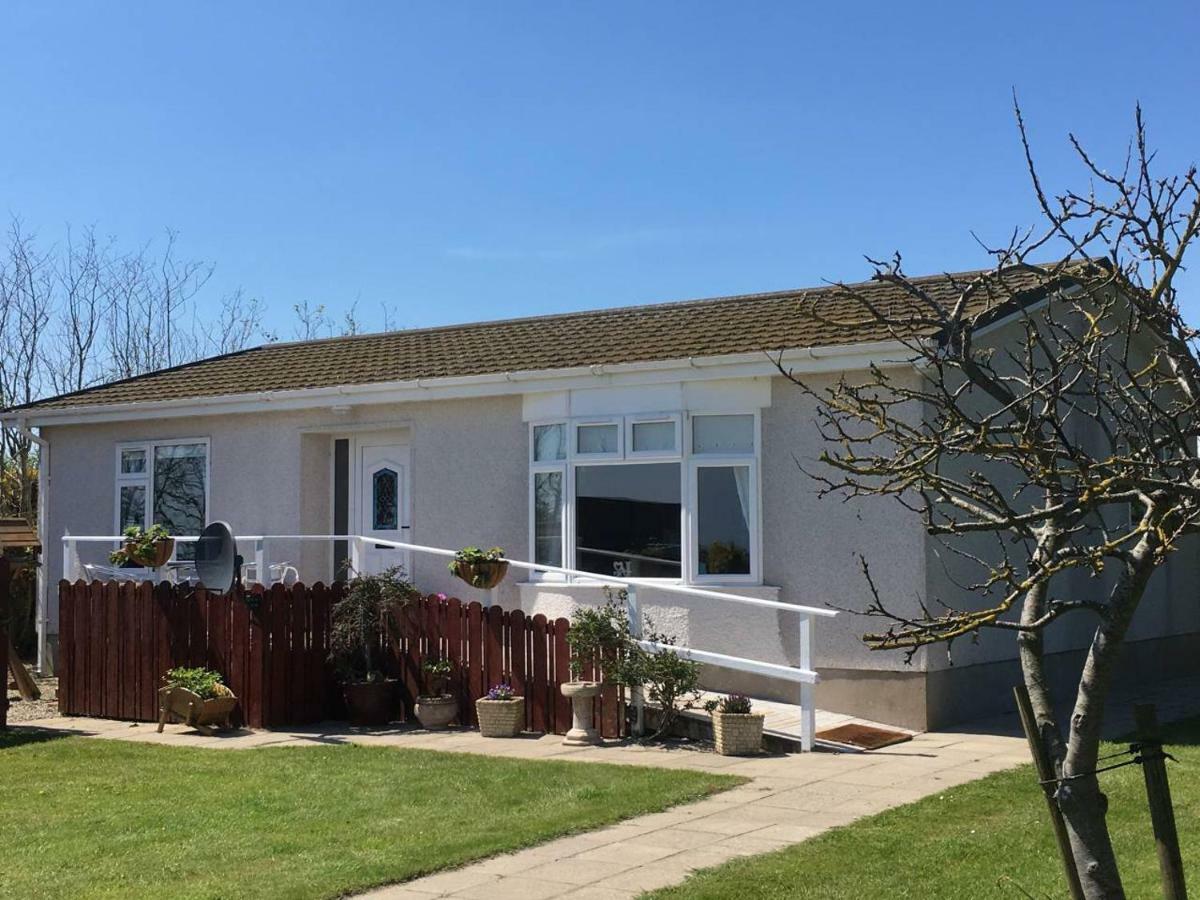 Moneydarragh Cottage With Uninterrupted Mountain And Sea Views- Hot Tub Available For Hire Annalong Exterior foto